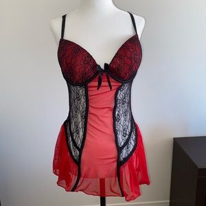 BRAND NEW LINGERIE SET